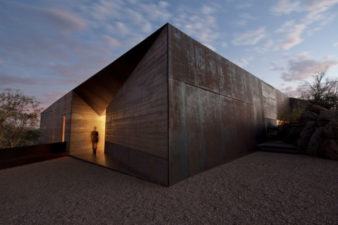 Defined Design: Desert Courtyard House