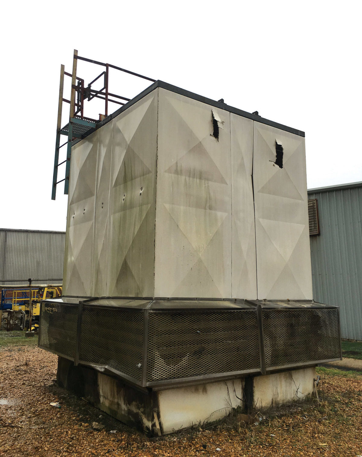 HDPE cooling towers Delta Cooling Rusty Tower